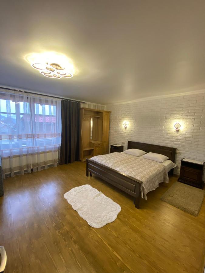 Korona Karpat Hotel ลาเซชชินา ภายนอก รูปภาพ