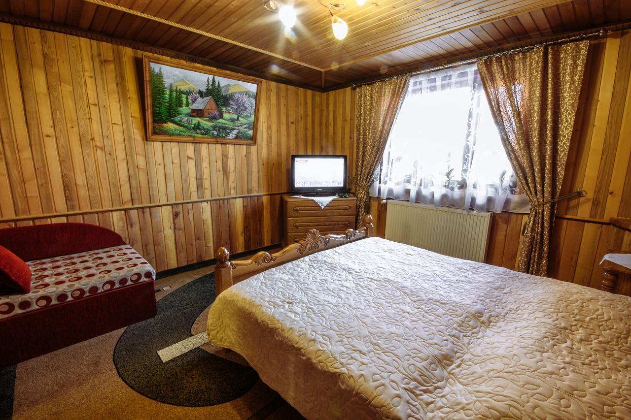 Korona Karpat Hotel ลาเซชชินา ภายนอก รูปภาพ